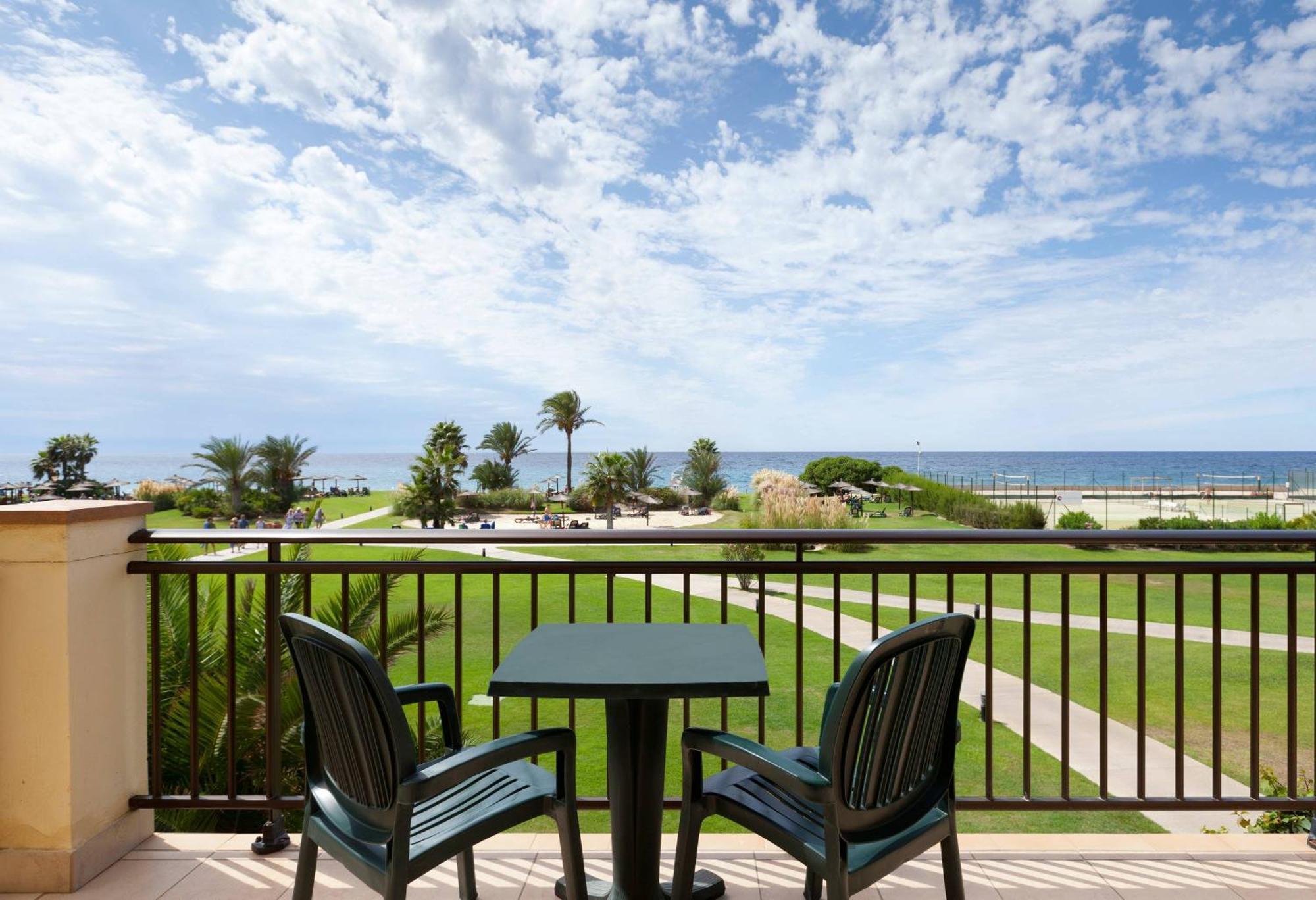 Отель Impressive Playa Granada Golf Мотриль Экстерьер фото